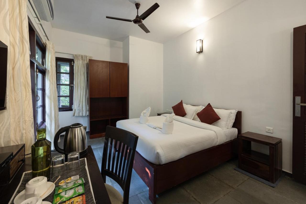 Hotel Avadale Munnar Chinnakanal Exterior foto